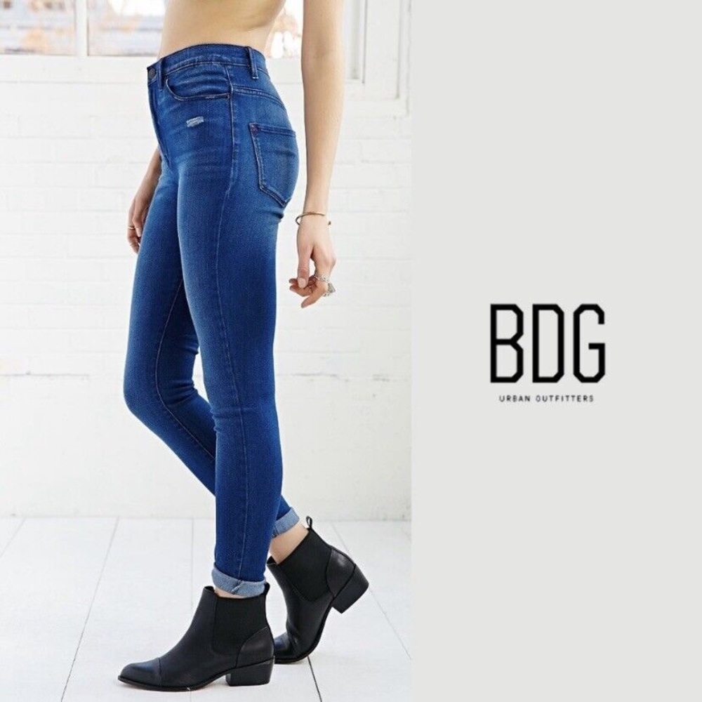 BDG Super High Rise Twig Ankle || Size 26W 29L